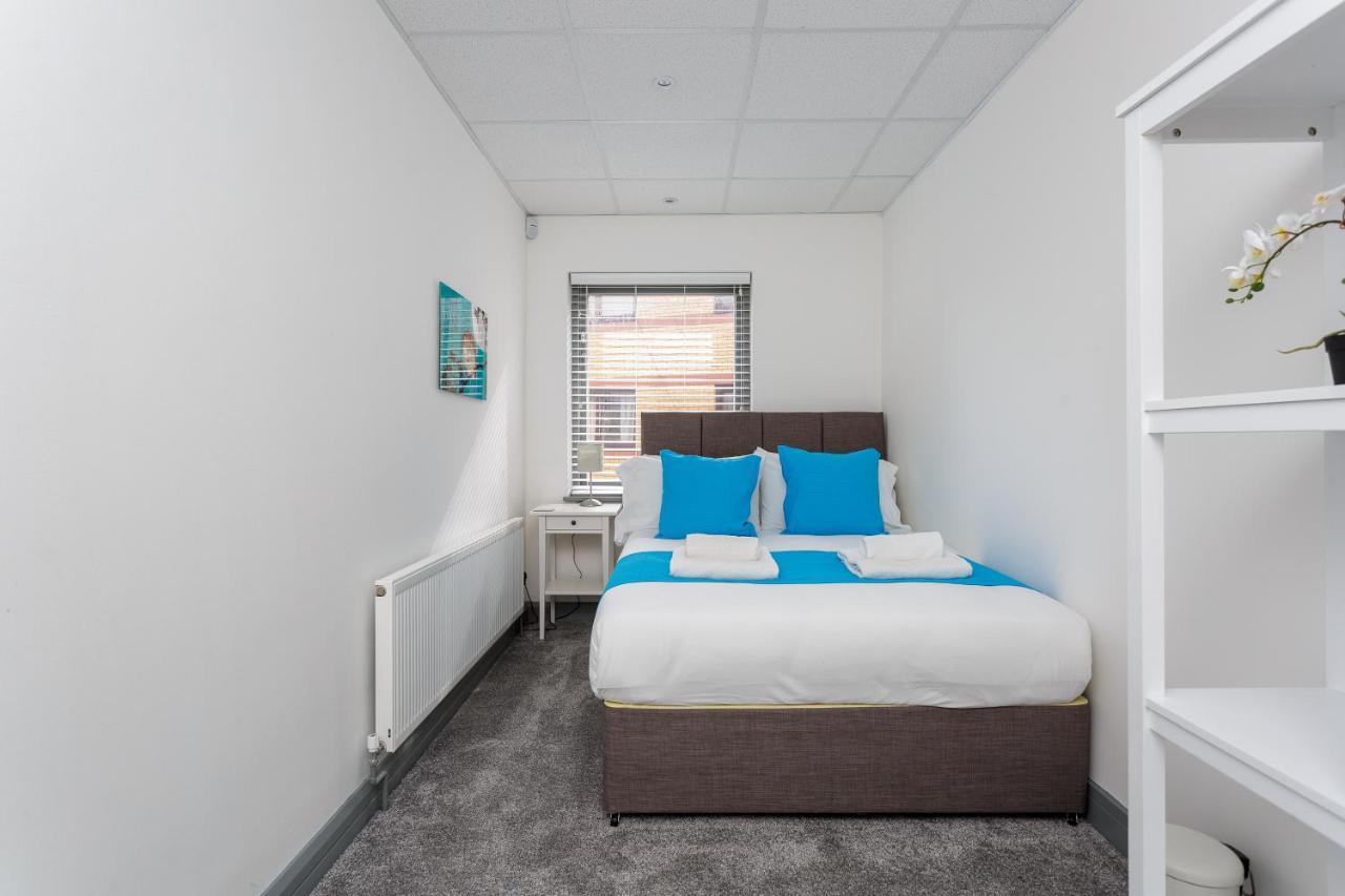 Sovereign Gate - 2 Double Bedroom Apartment In Portsmouth City Centre Exterior photo